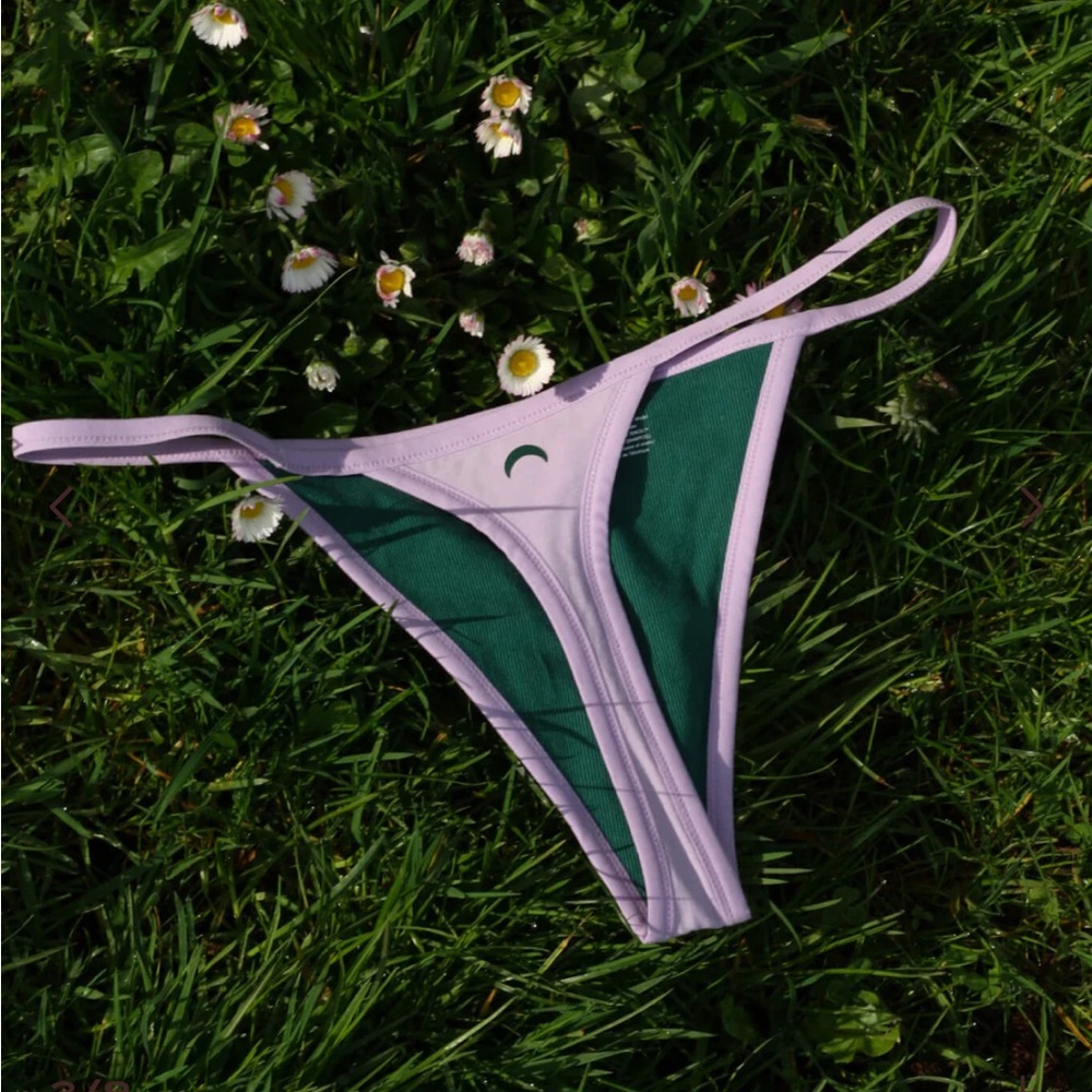 Lot of 4 - Brand New HUHA string thongs